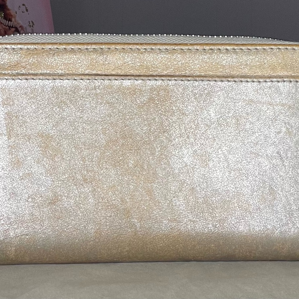 Chloe Vintage Gold Long Wallet - Picture 2 of 13